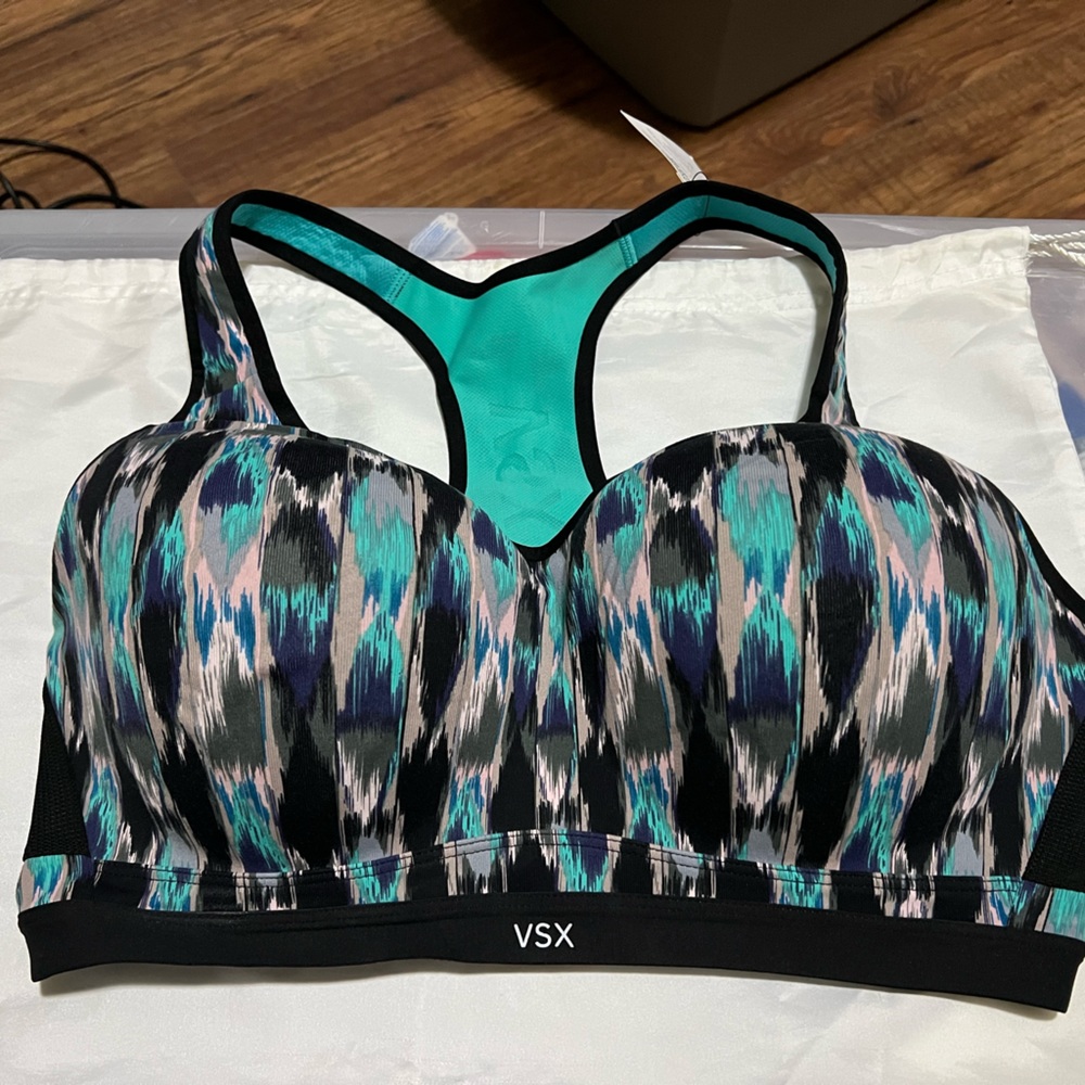 Victoria Secret Sports Bra